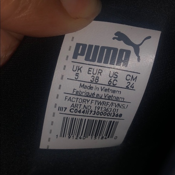 Womens pumas - Picture 4 of 4